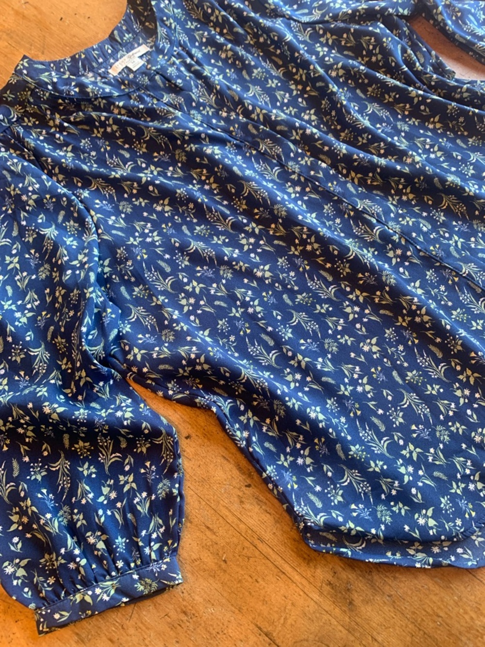 Jachs Navy Blue Floral Button-Front Blouse